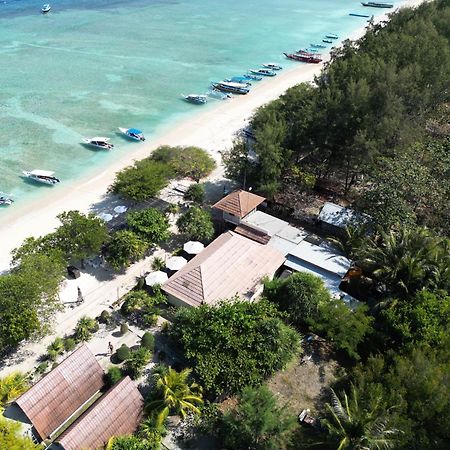 Two Brothers Bungalows Gili Meno Exterior photo