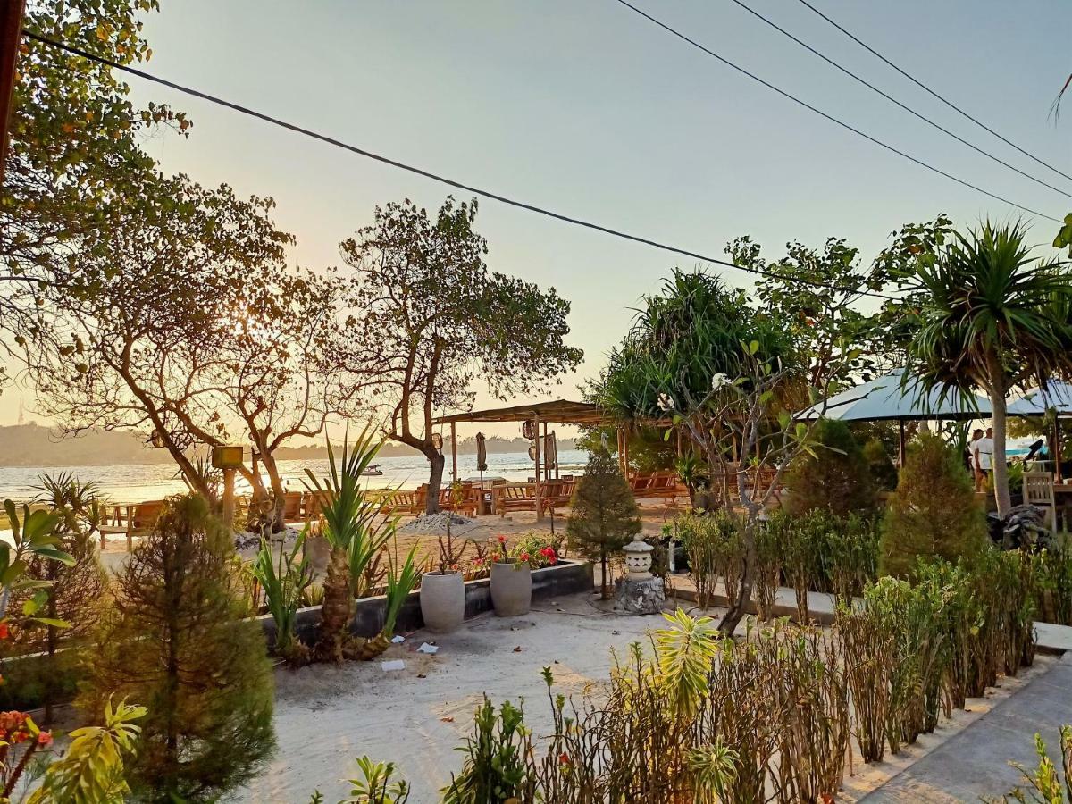 Two Brothers Bungalows Gili Meno Exterior photo